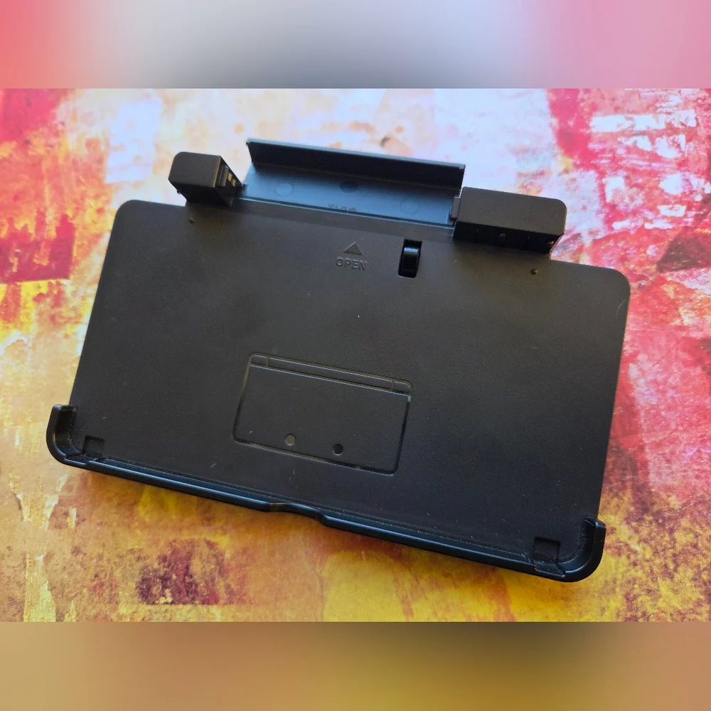 Nintendo 3DS Charging Cradle / Docking Station BLACK CTR-007
